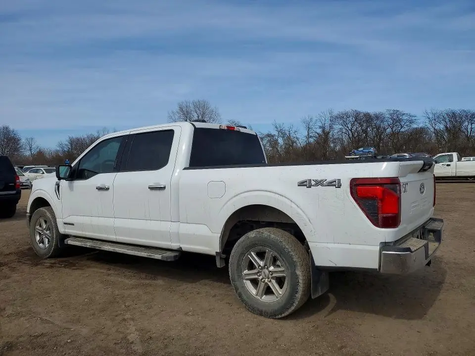 2024 FORD F150 XLT  