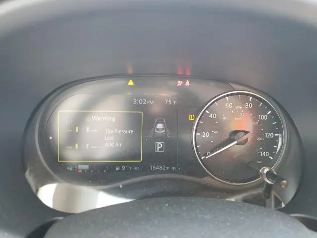 2024 NISSAN KICKS SV  