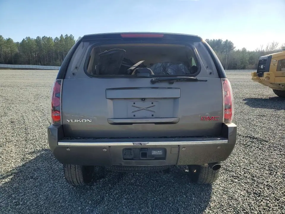 2013 GMC YUKON DENALI  