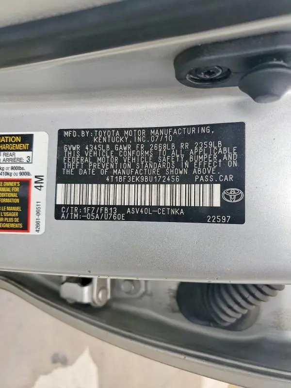 2011 TOYOTA CAMRY LE  