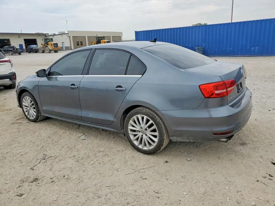 2015 VOLKSWAGEN JETTA SE  