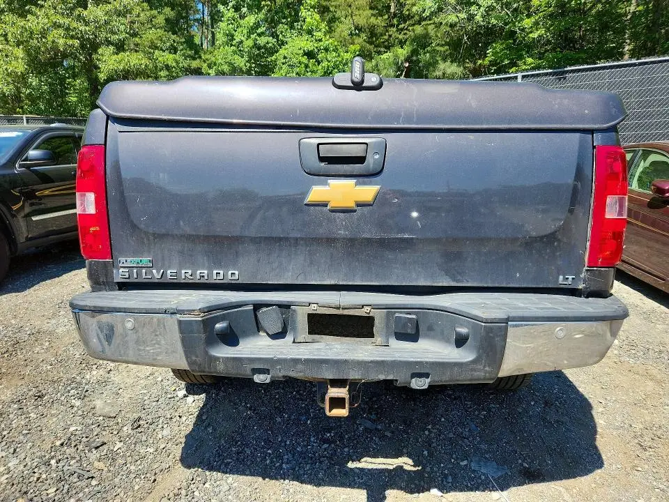 2011 CHEVROLET SILVERADO K1500 LT  