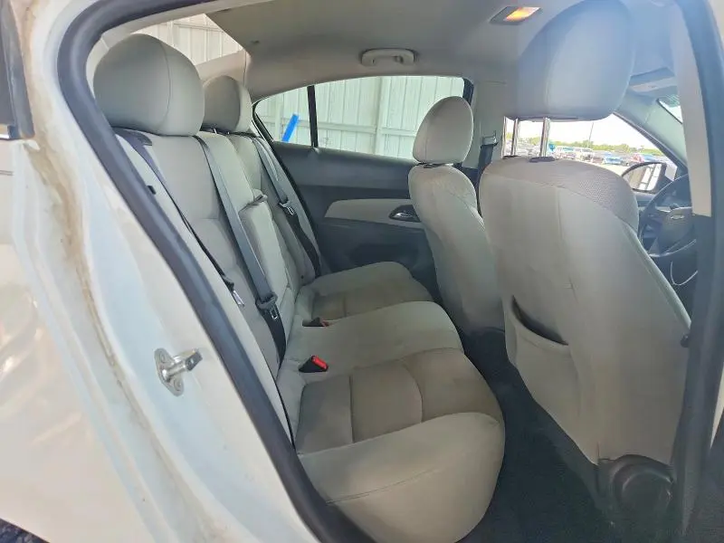 2015 CHEVROLET CRUZE LT  
