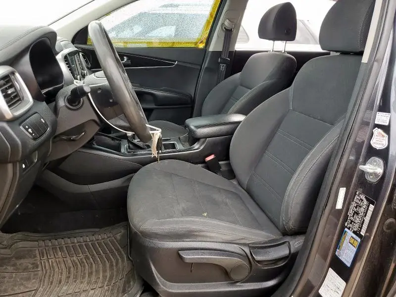 2020 KIA SORENTO S  