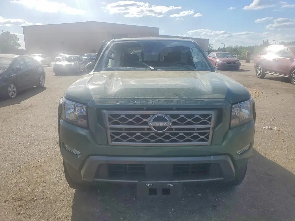 2024 NISSAN FRONTIER S  