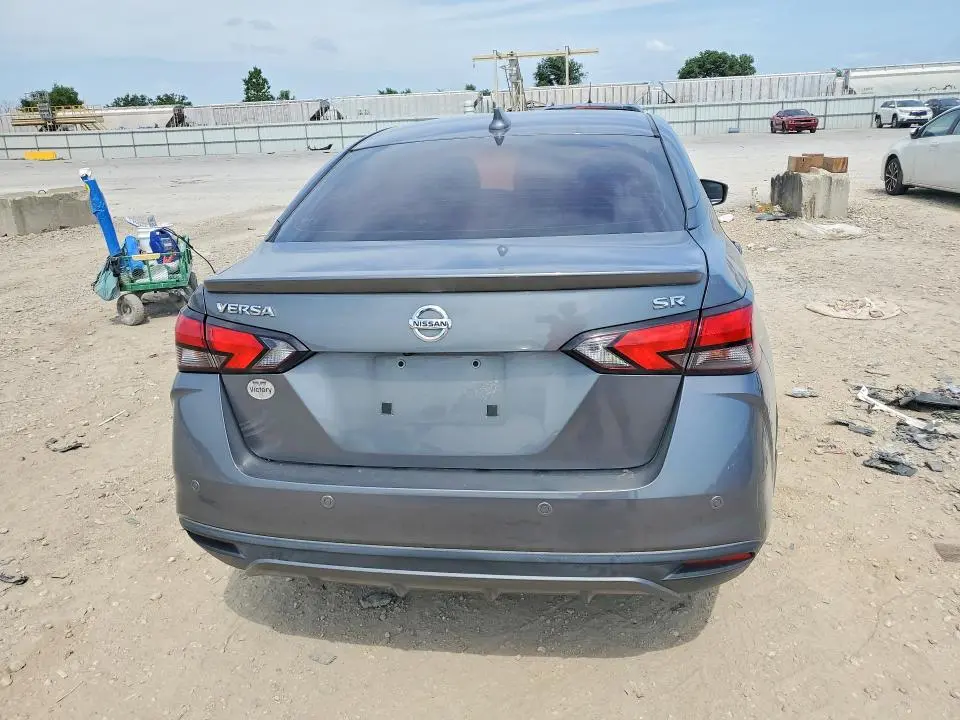 2020 NISSAN VERSA SR  