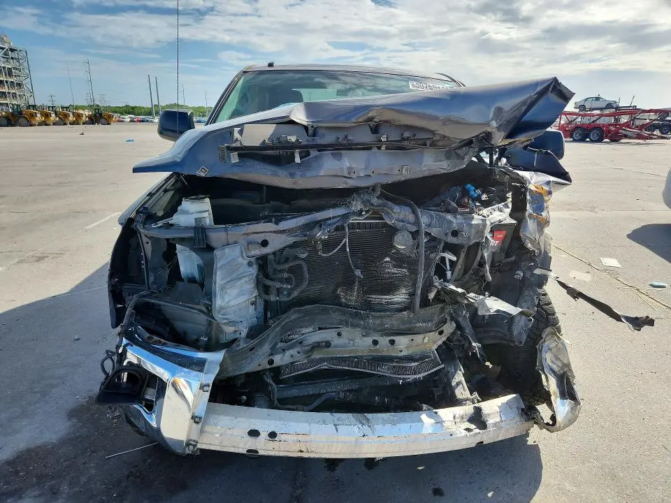2016 TOYOTA TUNDRA SR5  