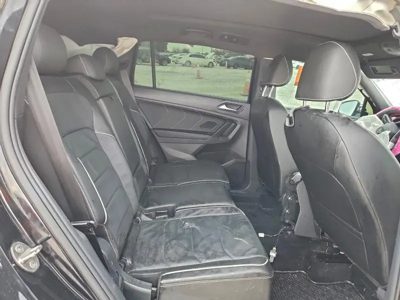 2022 VOLKSWAGEN TIGUAN SEL R-LINE  