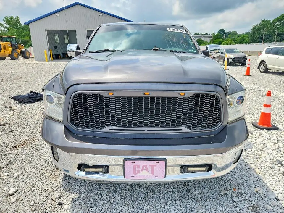 2016 RAM 1500 LARAMIE  