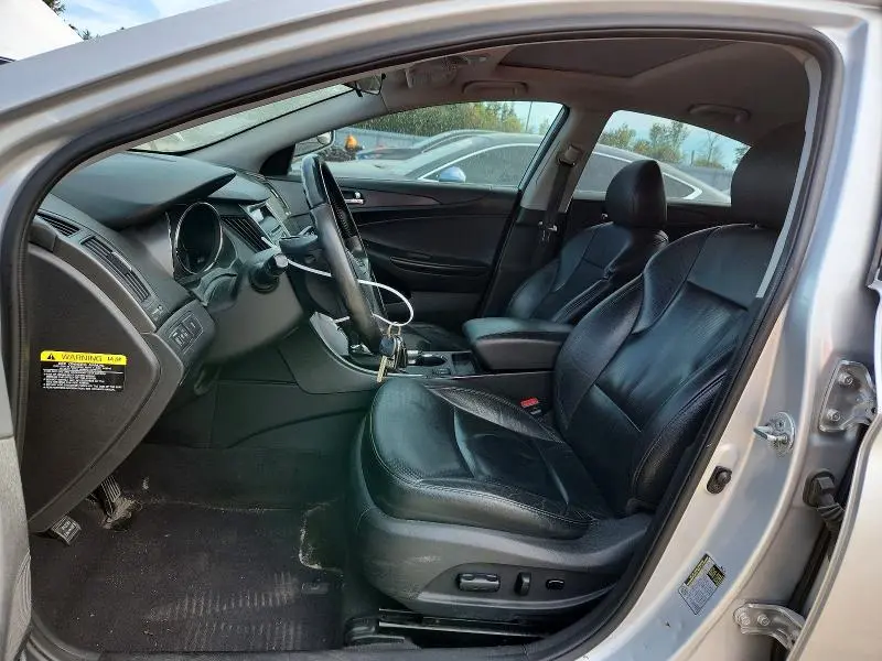 2013 HYUNDAI SONATA SE  