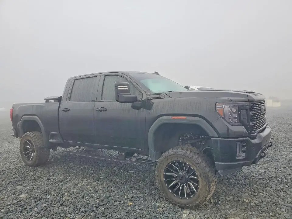 2020 GMC SIERRA K2500 DENALI  