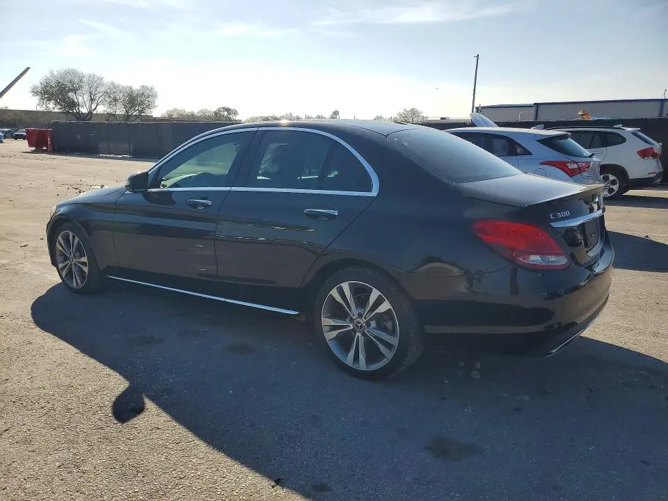 2018 MERCEDES-BENZ C 300  