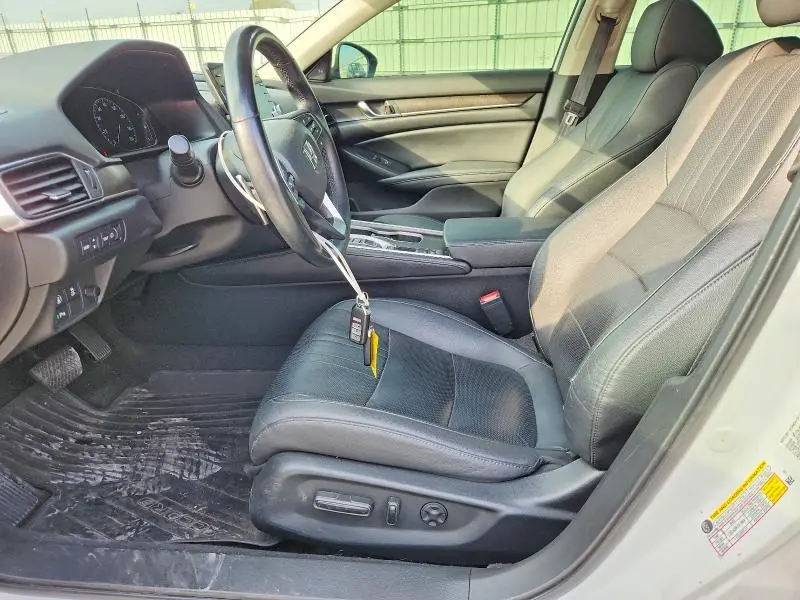 2019 HONDA ACCORD TOURING  