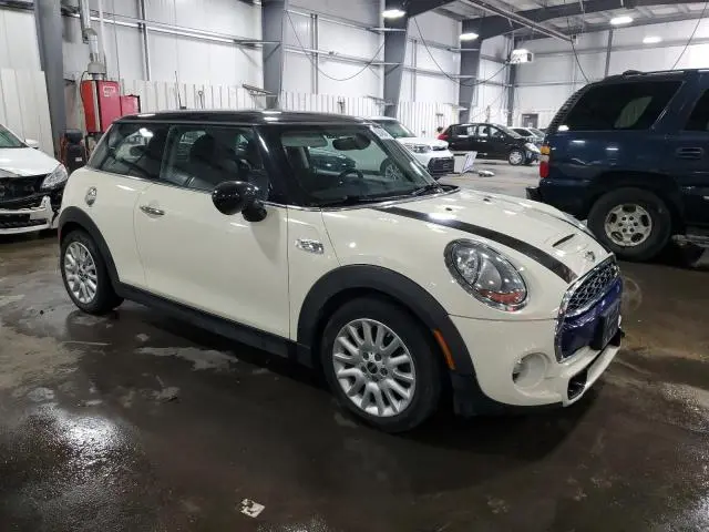 2016 MINI COOPER S  