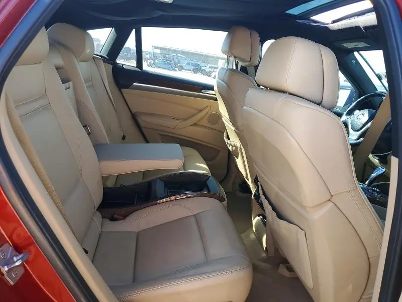 2011 BMW X6 XDRIVE35I  