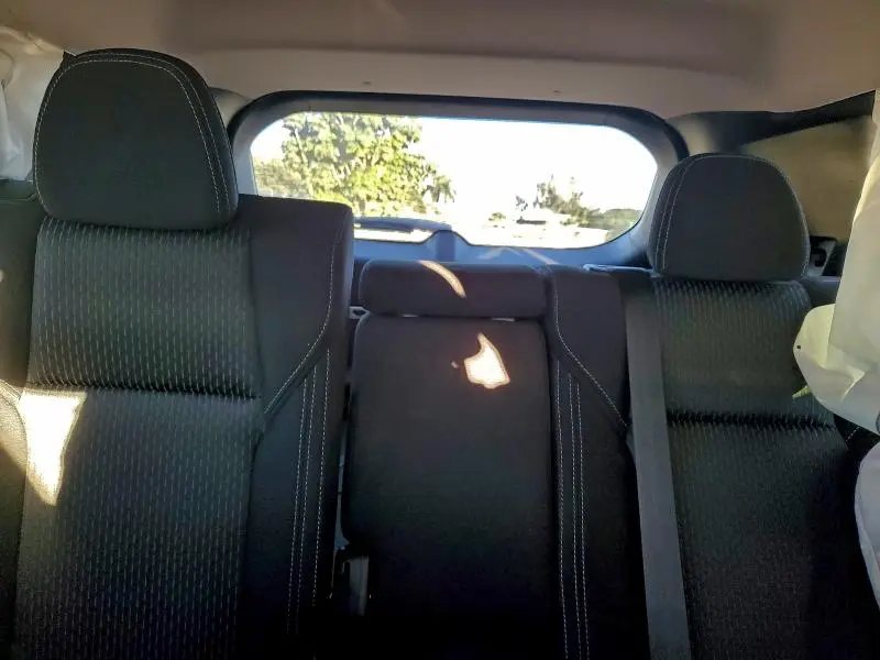 2024 MITSUBISHI OUTLANDER ES  