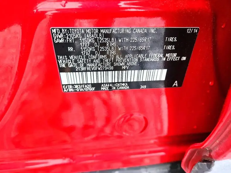 2015 TOYOTA RAV4 XLE  