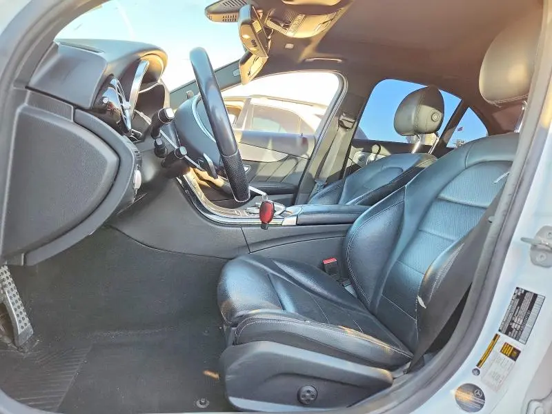 2018 MERCEDES-BENZ C 300  