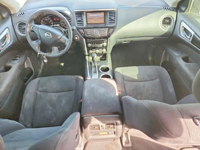 2015 NISSAN PATHFINDER SV  