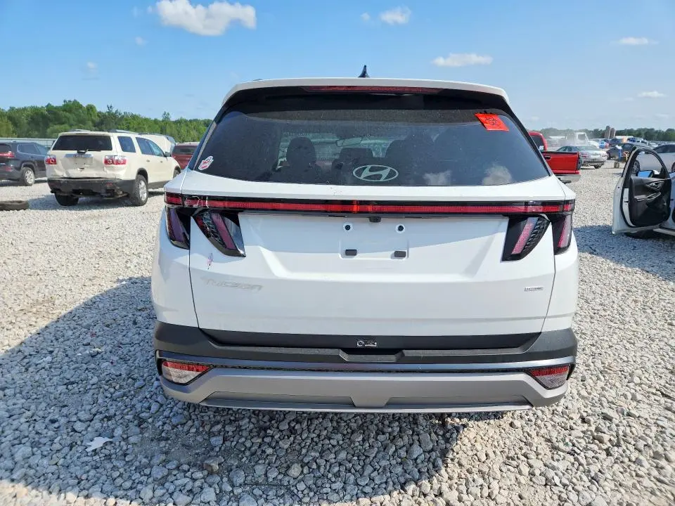 2025 HYUNDAI TUCSON SEL  