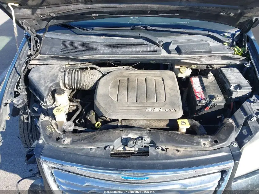 2012 CHRYSLER TOWN & COUNTRY TOURING-L