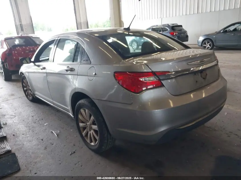 2013 CHRYSLER 200 TOURING