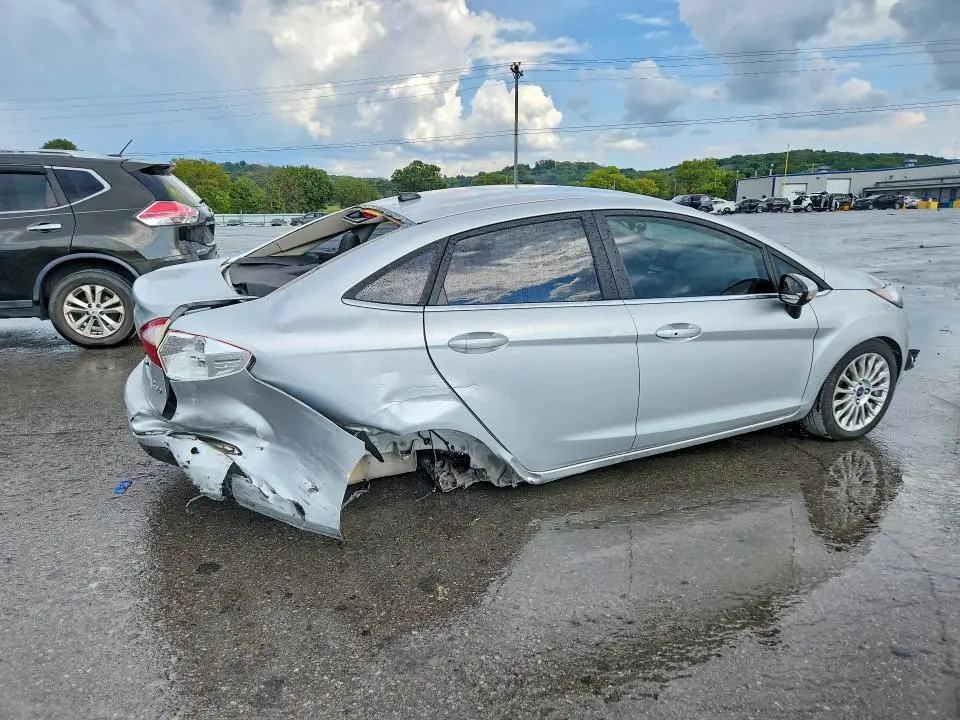 2015 FORD FIESTA TITANIUM  