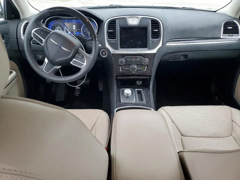 2019 CHRYSLER 300 LIMITED  
