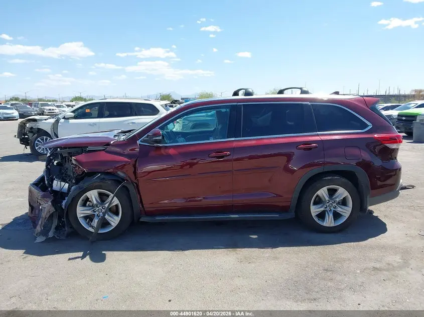 2017 TOYOTA HIGHLANDER LIMITED