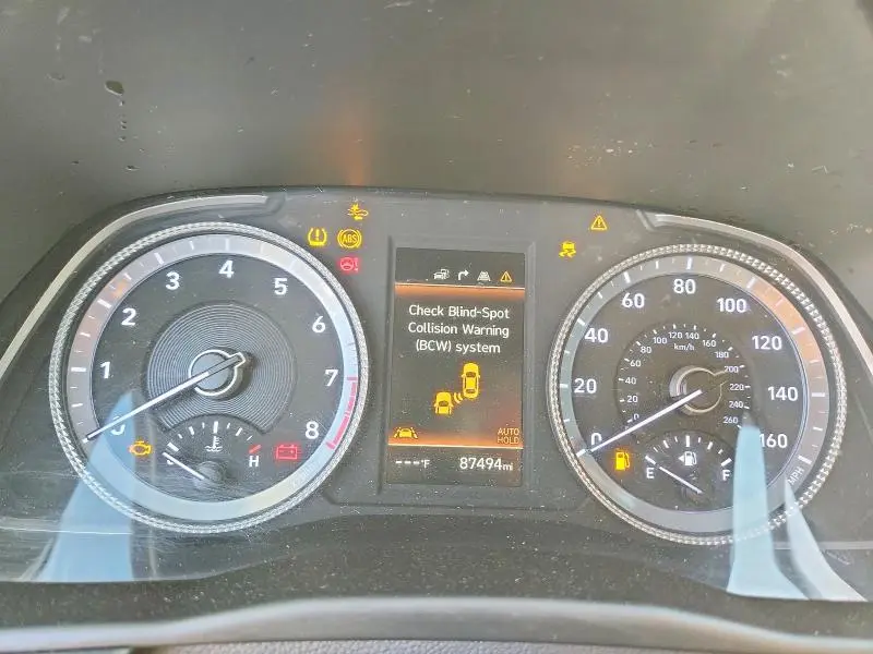 2023 HYUNDAI SONATA SEL  