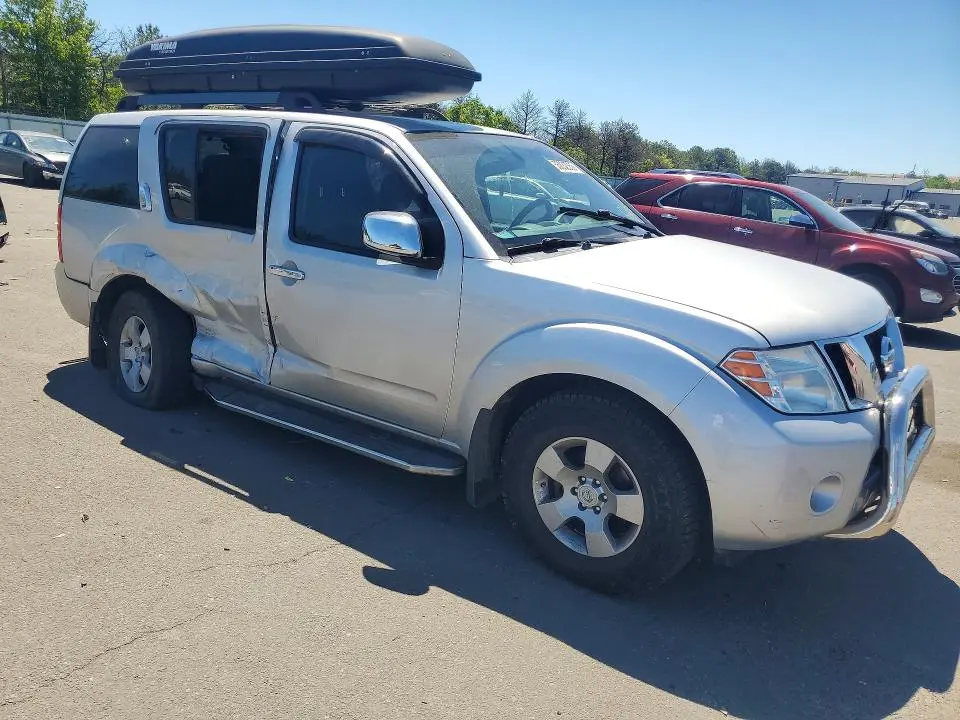 2012 NISSAN PATHFINDER S  