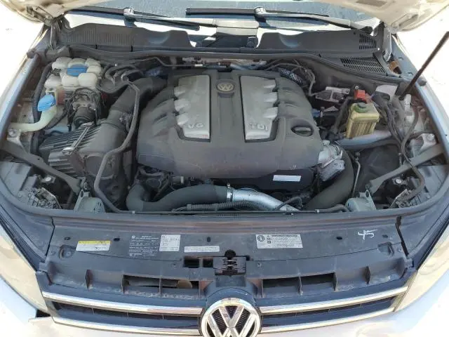 2012 VOLKSWAGEN TOUAREG V6 TDI  