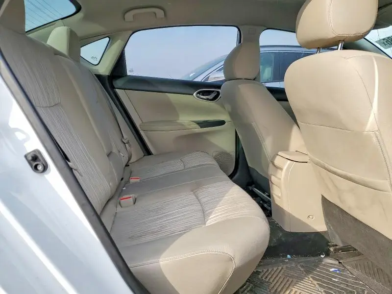 2016 NISSAN SENTRA SV  