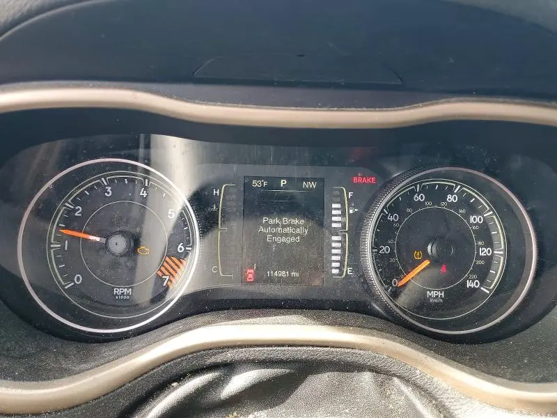 2015 JEEP CHEROKEE SPORT  