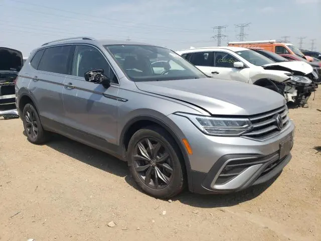 2022 VOLKSWAGEN TIGUAN SE  