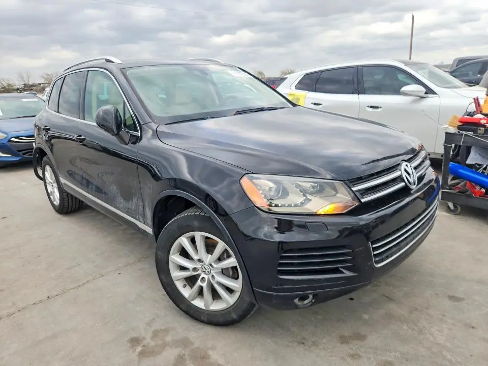 2013 VOLKSWAGEN TOUAREG V6 TDI  