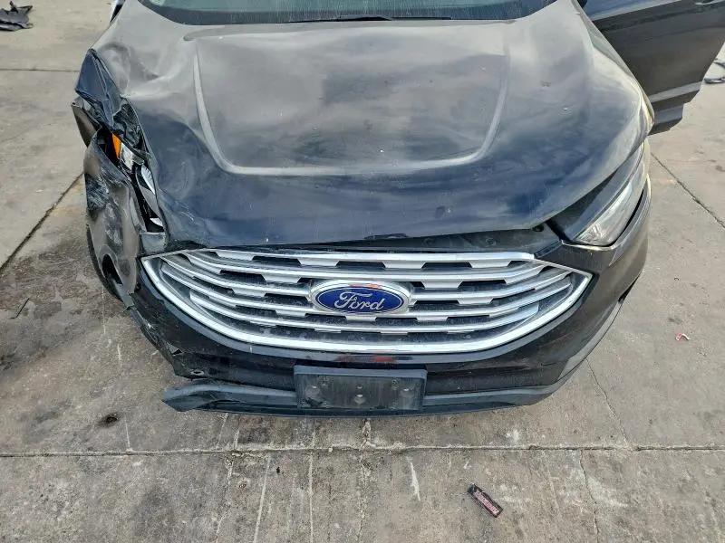 2020 FORD EDGE SE  