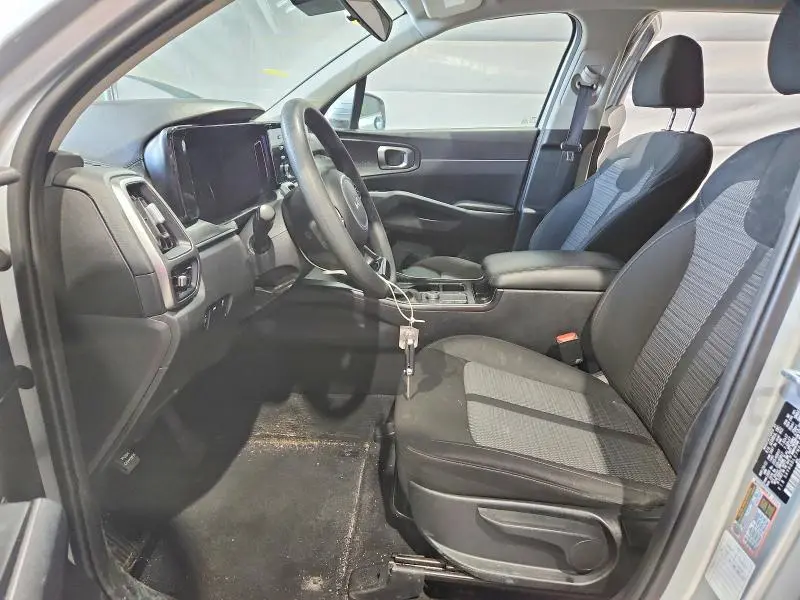 2022 KIA SORENTO LX  
