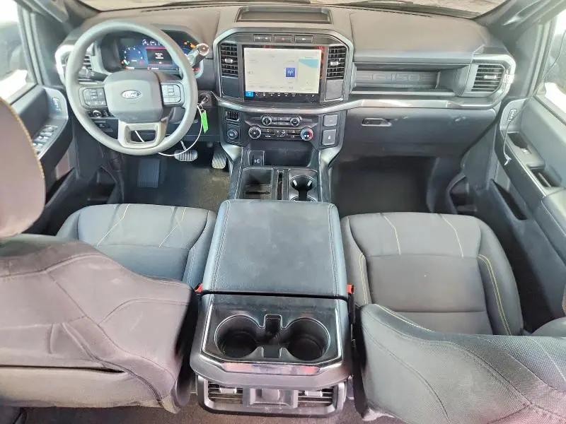 2024 FORD F150 STX  
