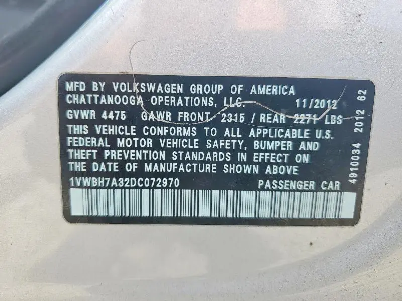 2013 VOLKSWAGEN PASSAT SE  
