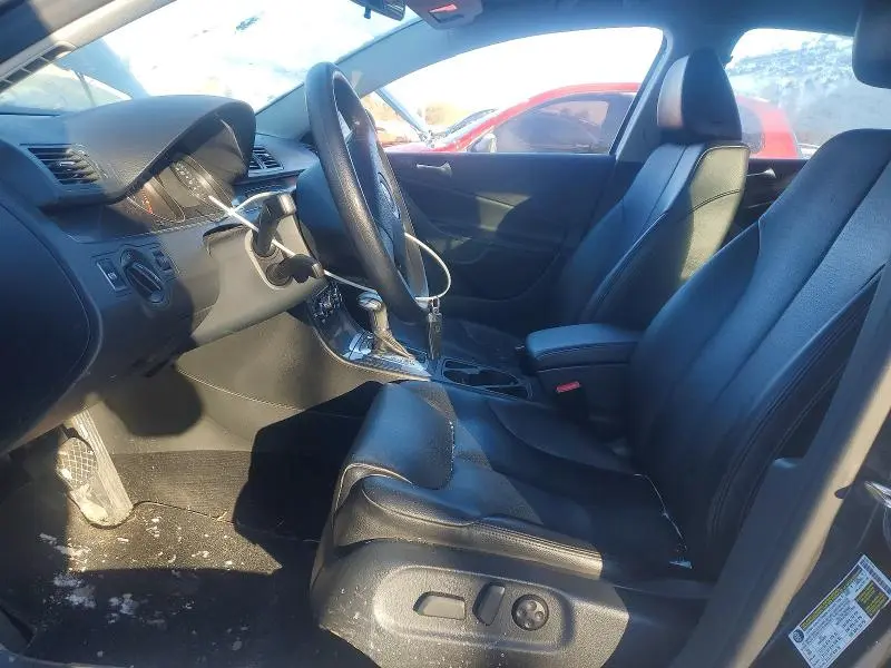 2010 VOLKSWAGEN PASSAT 2.0T  