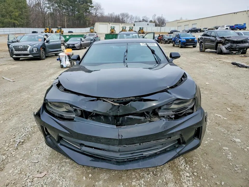 2017 CHEVROLET CAMARO LT  