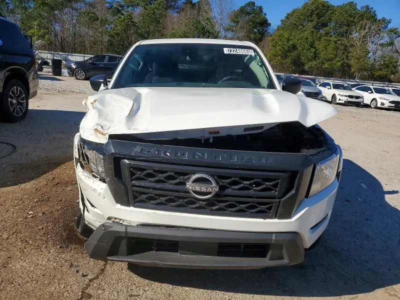 2024 NISSAN FRONTIER S  