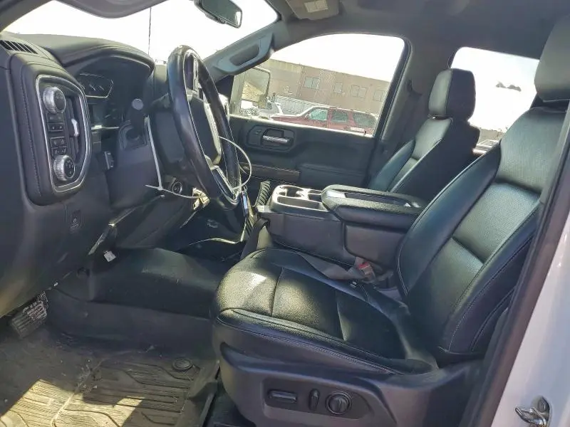 2021 GMC SIERRA K2500 SLE  