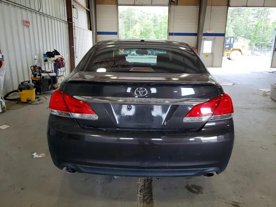 2012 TOYOTA AVALON LIMITED  