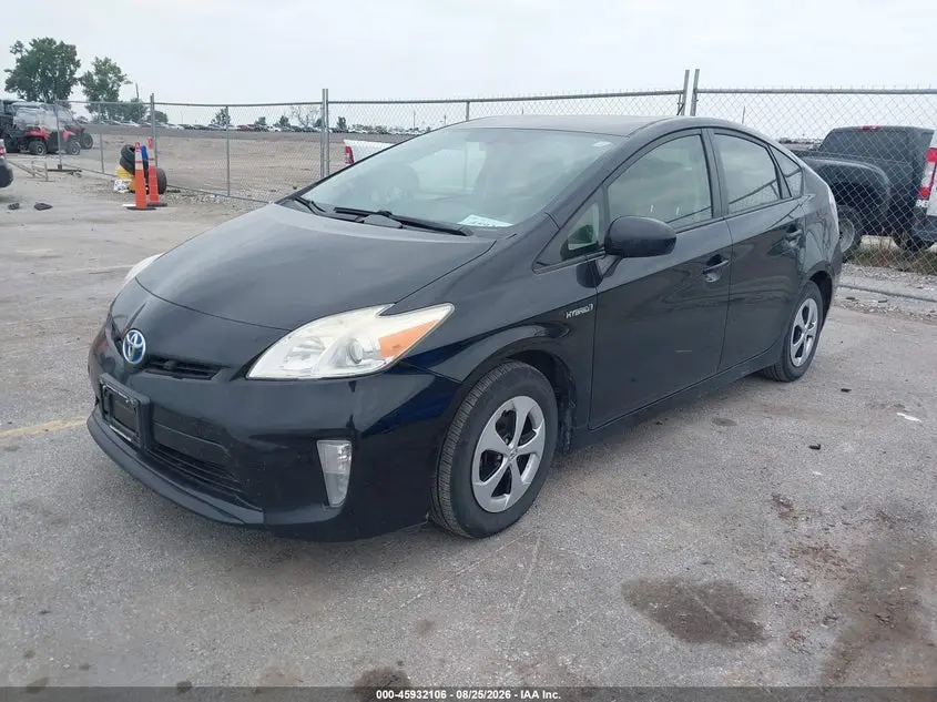 2013 TOYOTA PRIUS  
