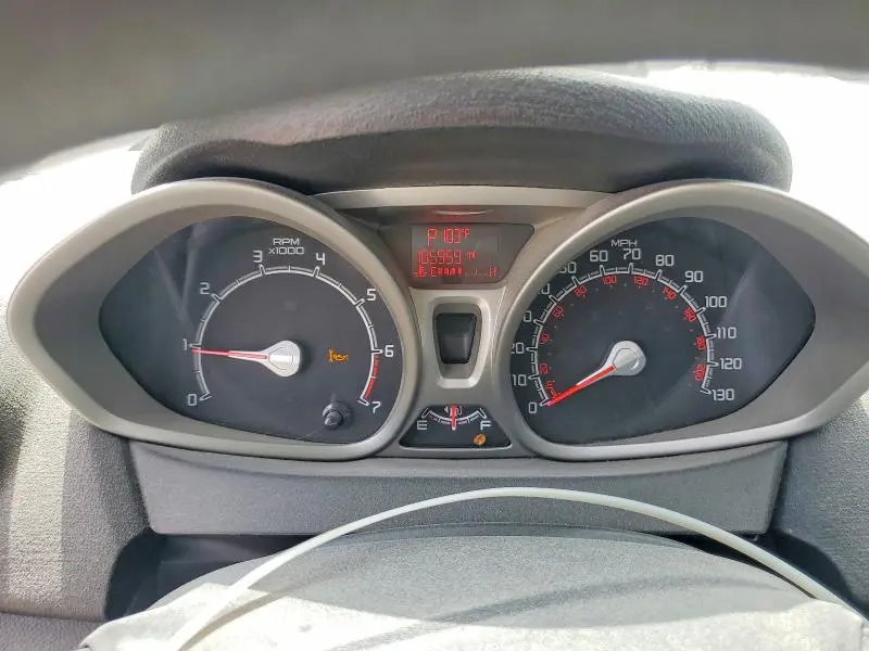 2013 FORD FIESTA S   