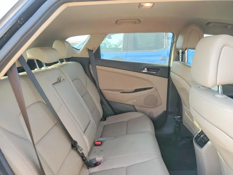 2018 HYUNDAI TUCSON SEL PLUS  