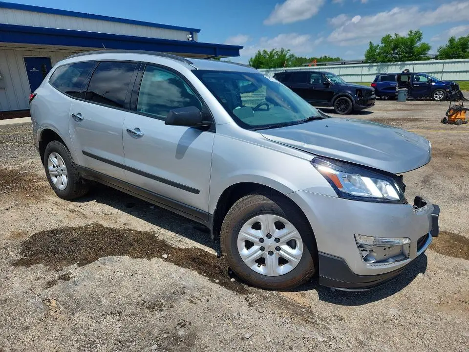 2014 CHEVROLET TRAVERSE LS  