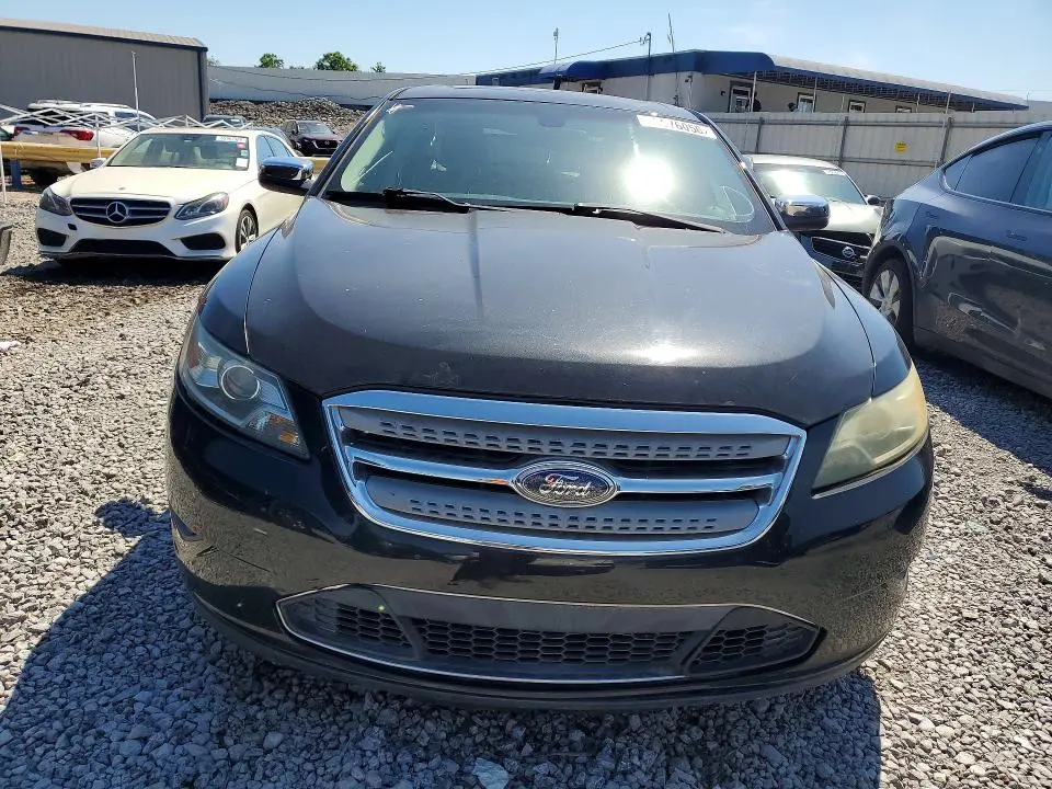 2010 FORD TAURUS LIMITED  